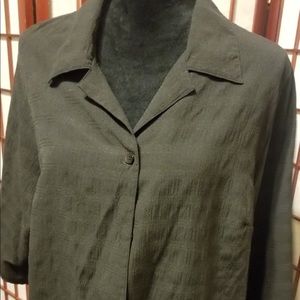 Black button down blouse-B134